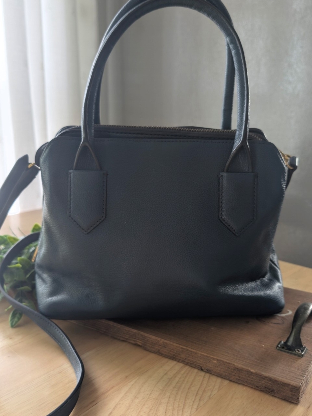 Fossil Lana Navy Leather Satchel Handbag - Picture 3 of 14
